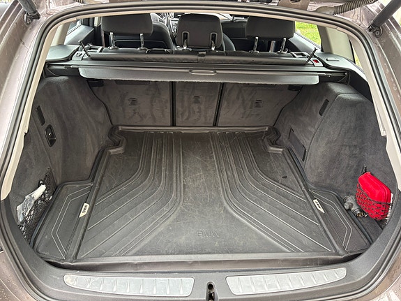 BMW 320d 16 of 16