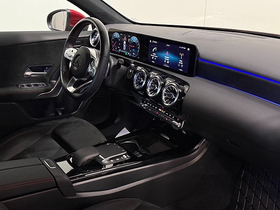 Mercedes-Benz A250 e 7 of 20