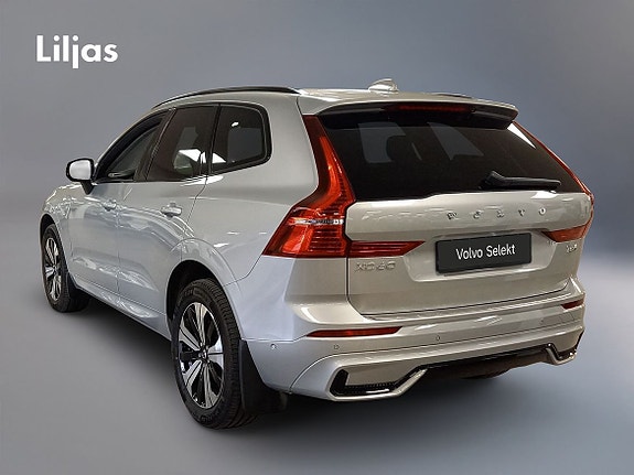 Volvo XC60 4 of 5