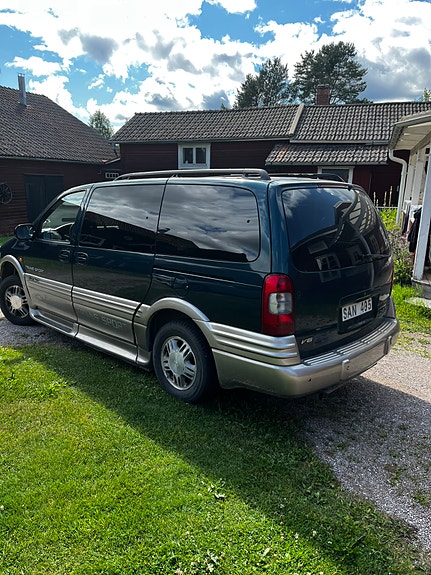 Chevrolet Trans Sport 8 of 8