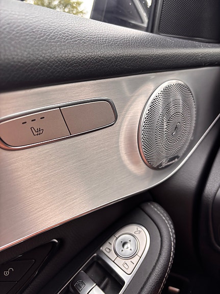 Mercedes-Benz GLC220 d 4 of 5