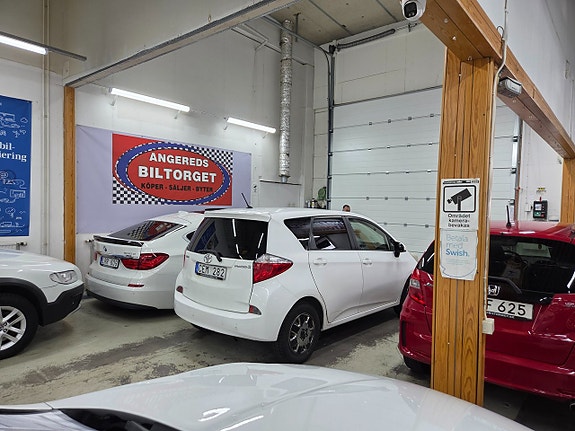 Toyota Verso-S 6 of 14