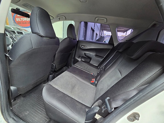 Toyota Verso-S 10 of 14