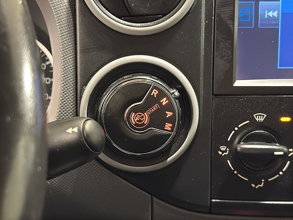 Peugeot Partner 15 of 18