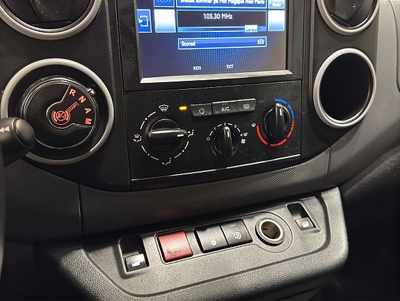 Peugeot Partner 14 of 18