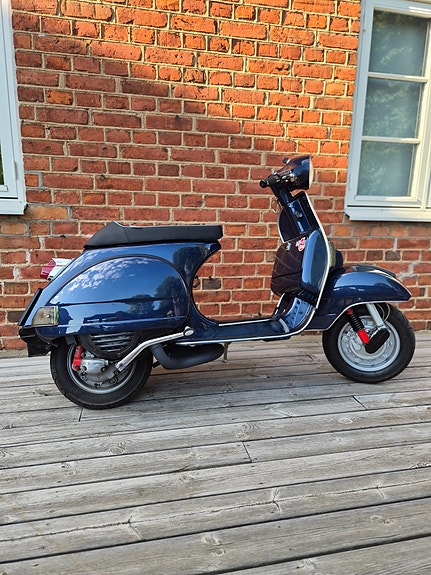 Piaggio Vespa P200 E 5 of 5