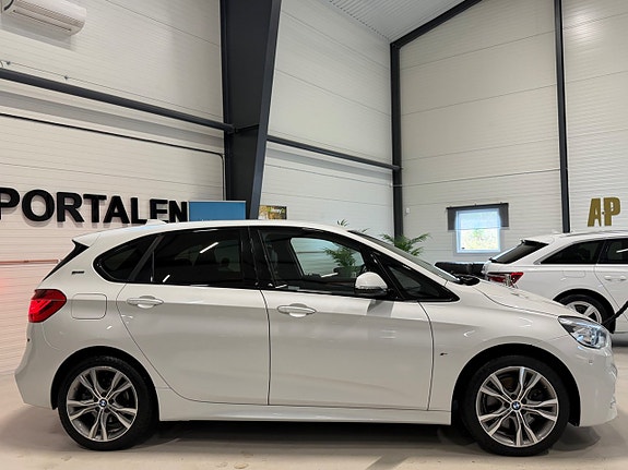 BMW 225xe 5 of 21