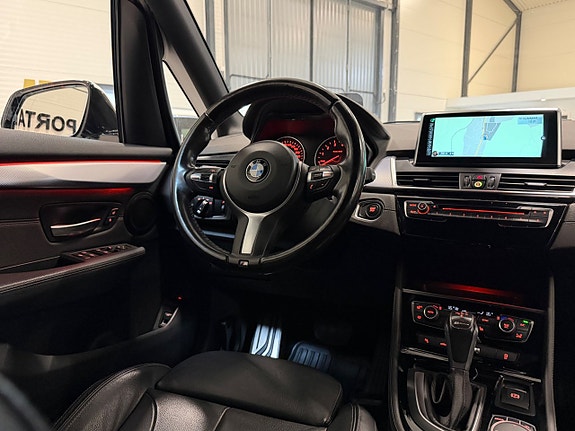 BMW 225xe 18 of 21