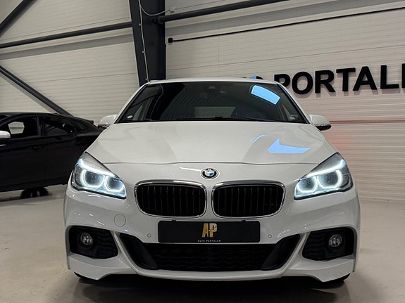 BMW 225xe 7 of 21