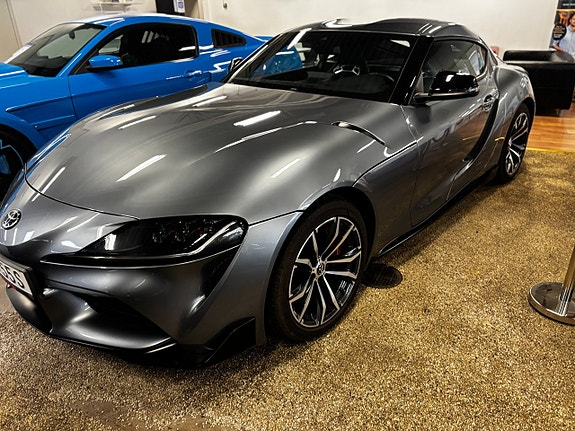 Toyota Supra 2 of 5