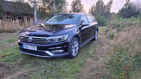 Volkswagen Passat Alltrack 9 of 18