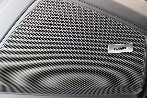 Porsche Cayenne 14 of 15