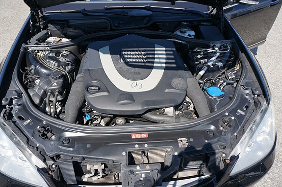 Mercedes-Benz S500 13 of 25