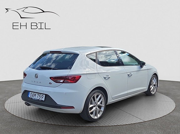 Seat Leon 5 of 5