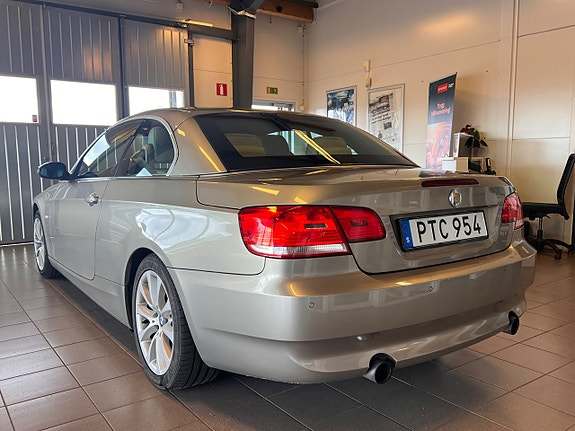 BMW 335i 5 of 5