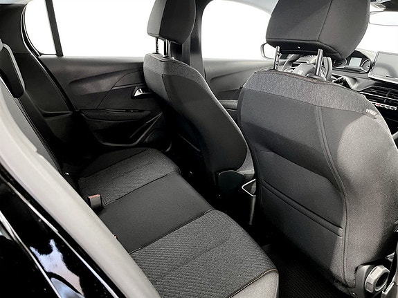 Peugeot 208 13 of 14