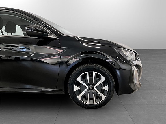 Peugeot 208 14 of 14