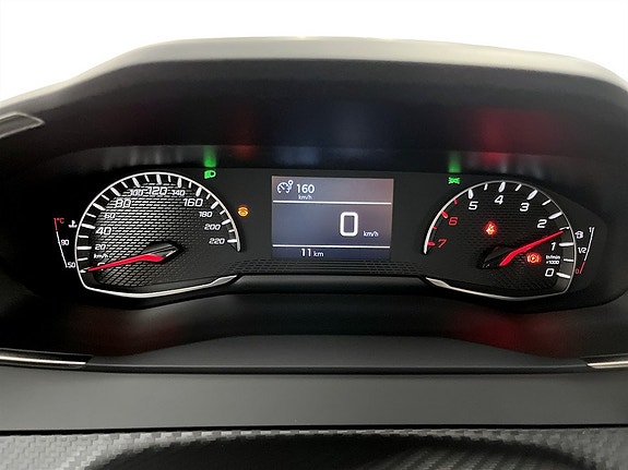 Peugeot 208 9 of 14