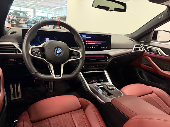 BMW i4 11 of 18