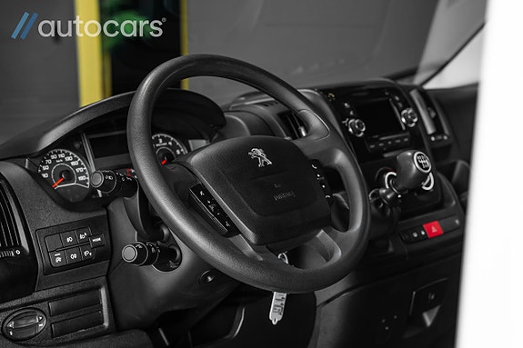 Peugeot Boxer 22 of 30
