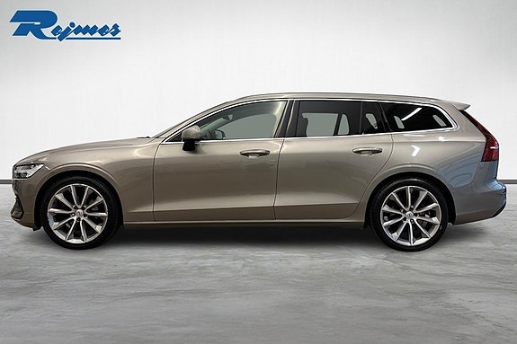 Volvo V60 2 of 5