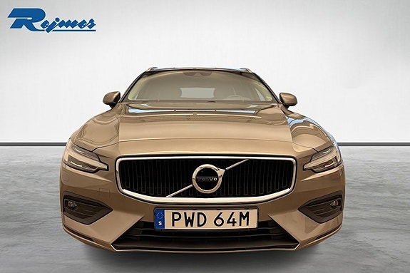 Volvo V60 4 of 5