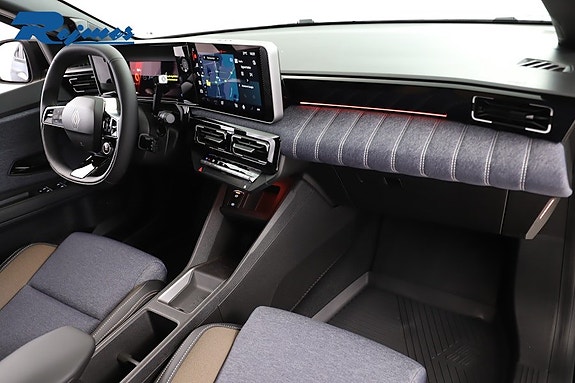 Renault 5 E-Tech 25 of 27