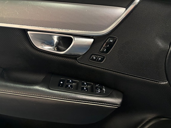 Volvo S90 14 of 15