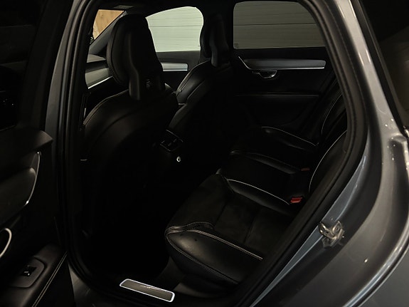 Volvo S90 12 of 15