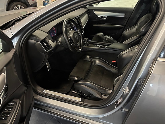 Volvo S90 4 of 15
