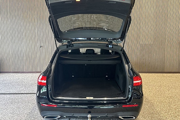 Mercedes-Benz E220 8 of 12
