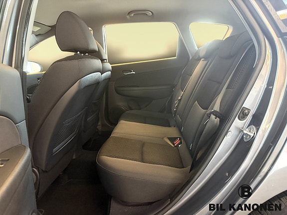 Hyundai i30 11 of 13