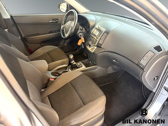 Hyundai i30 9 of 13