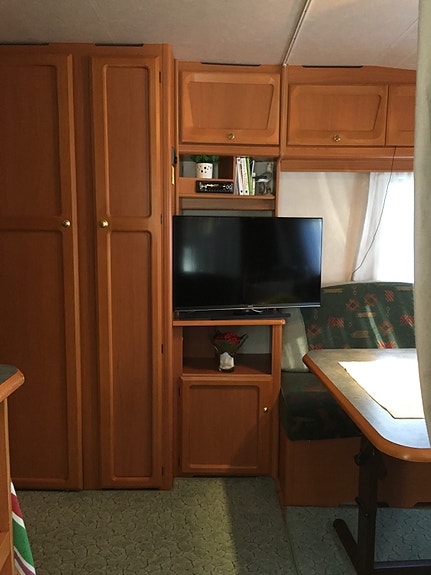 Adria 613UL 2 of 7