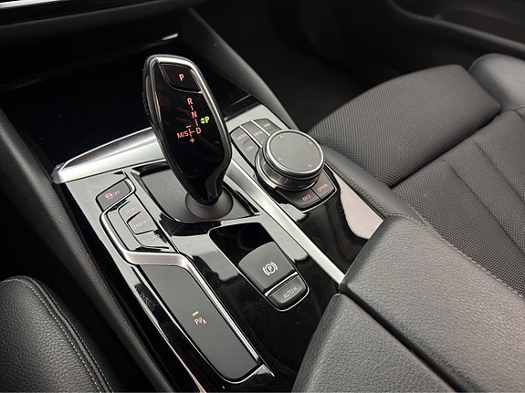 BMW 520d 25 of 30