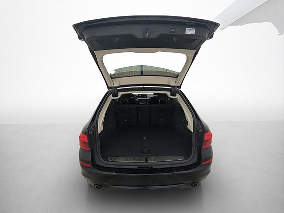 BMW 520d 30 of 30