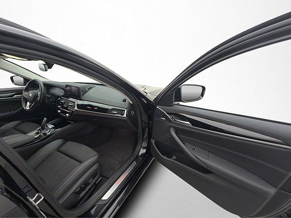 BMW 520d 15 of 30