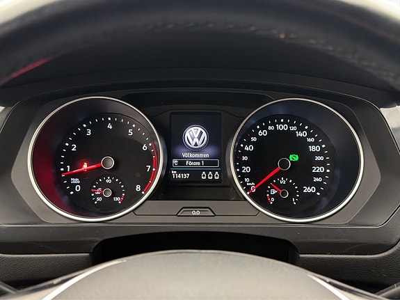 Volkswagen Tiguan 17 of 30