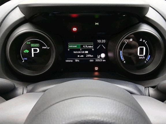 Toyota Yaris 16 of 21
