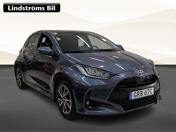 Toyota Yaris 3 of 21