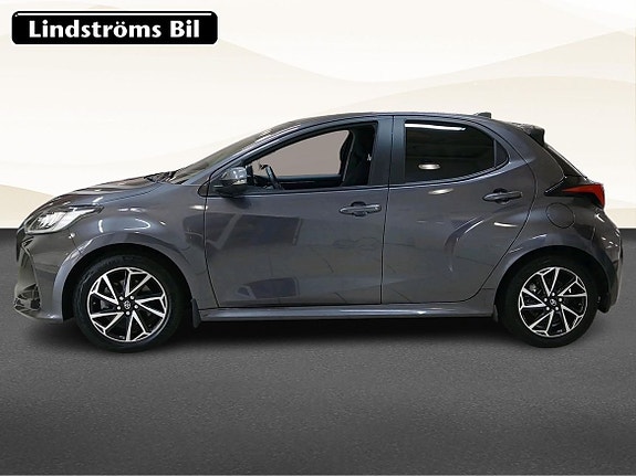 Toyota Yaris 6 of 21