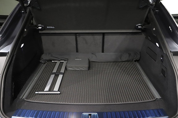 Porsche Cayenne 20 of 24