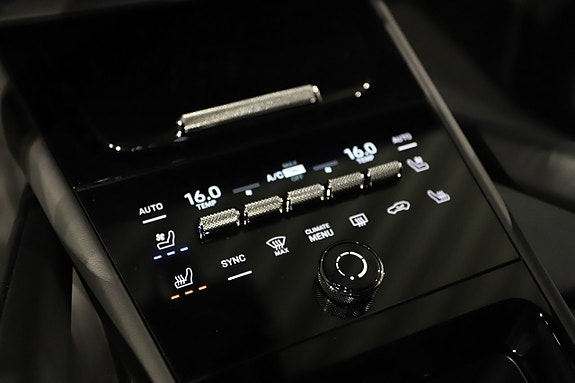 Porsche Cayenne 18 of 24