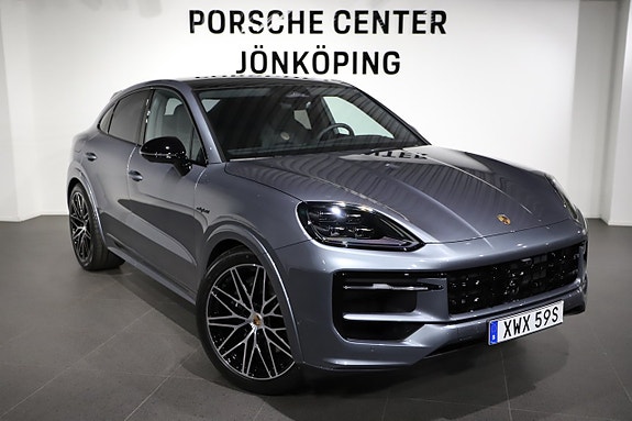 Porsche Cayenne 7 of 24
