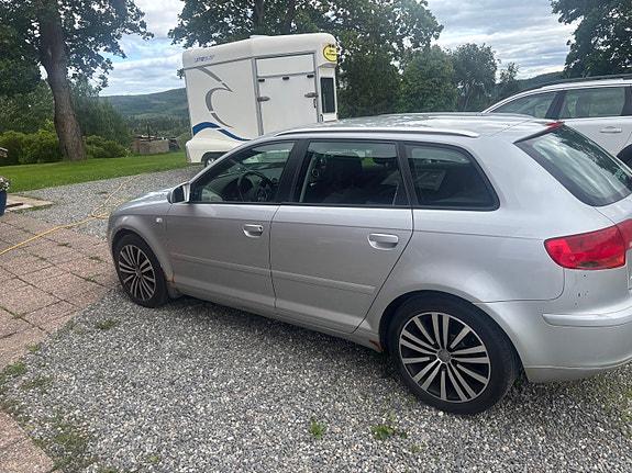 Audi A3 4 of 5