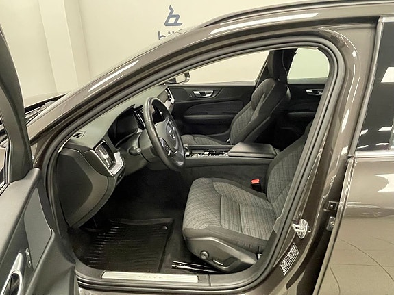 Volvo V60 6 of 21
