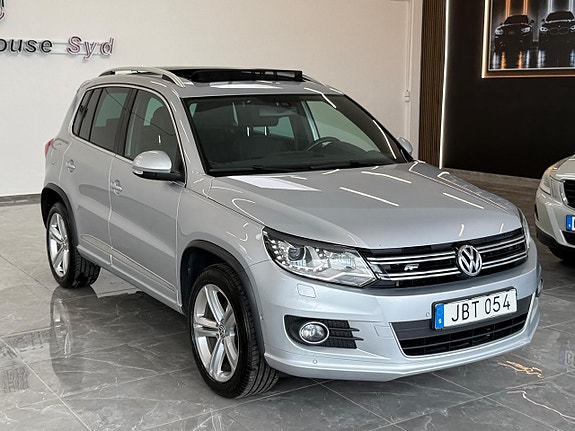 Volkswagen Tiguan 2 of 5