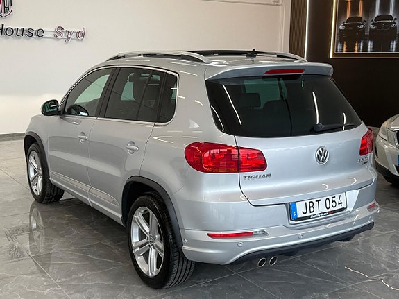Volkswagen Tiguan 3 of 5