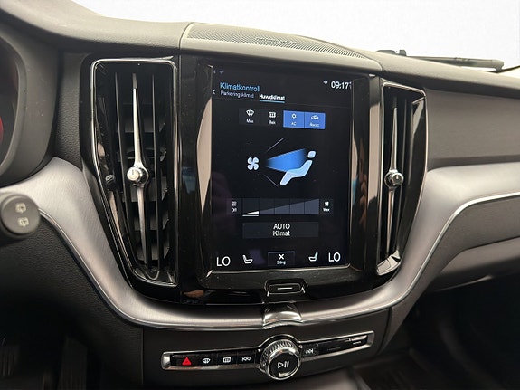Volvo XC60 23 of 30