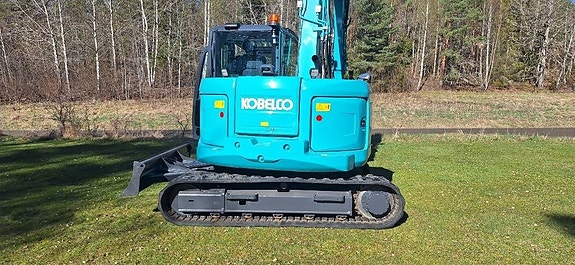 Kobelco SK75SR 3 of 5